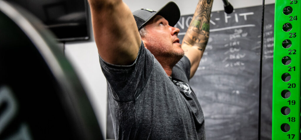 Nock Fit 4 John Dudley doing pulling exercise